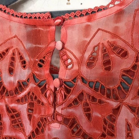 CONTINUUM Orange open eyelet balloon sleeve blouse - Picture 4 of 16